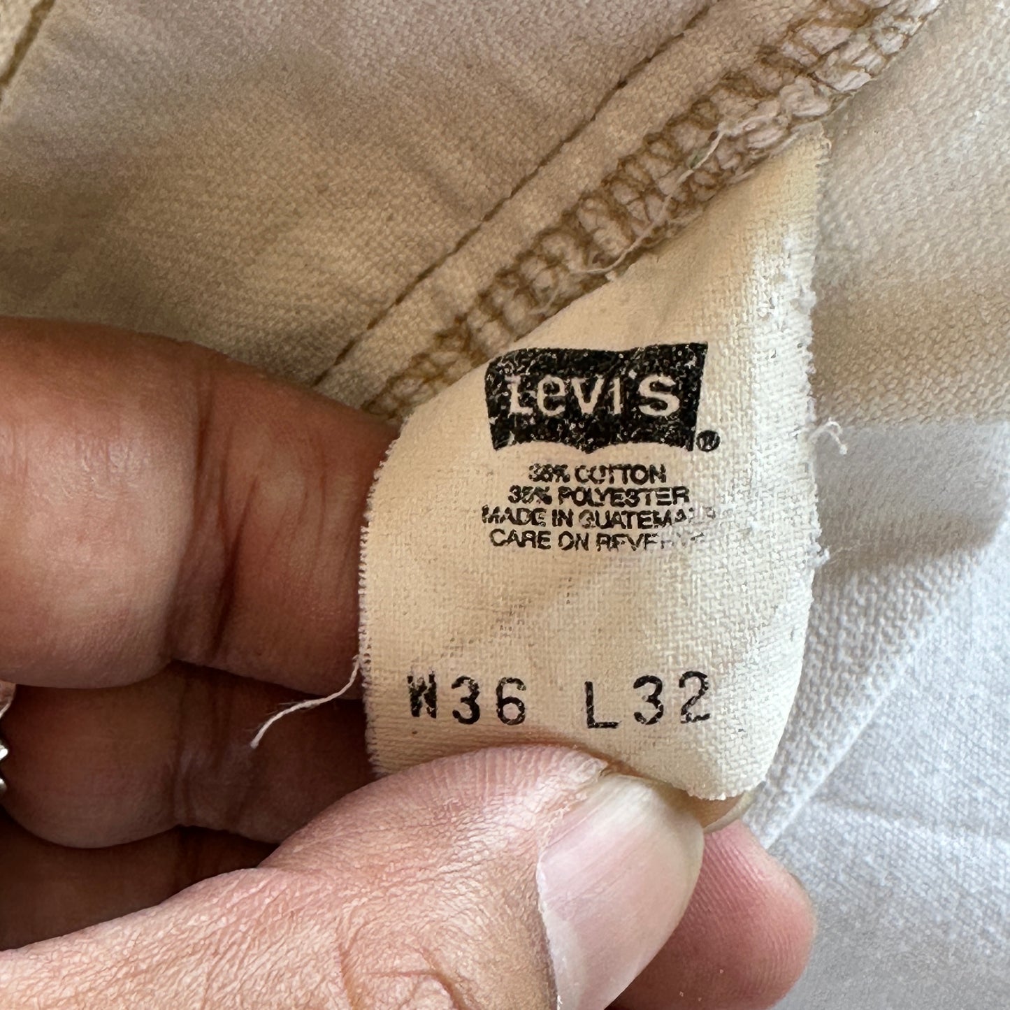 Vintage Levi's Silver Tap 90's White Jeans Shorts