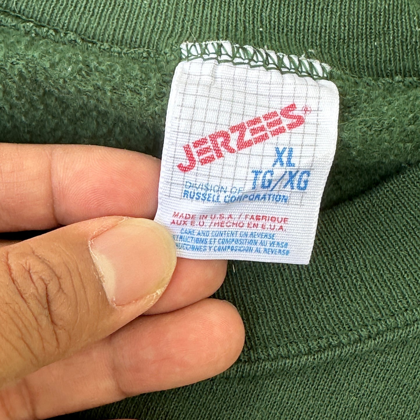 Vintage Jerzees By Russell Corporation made in USA (D) Crewneck