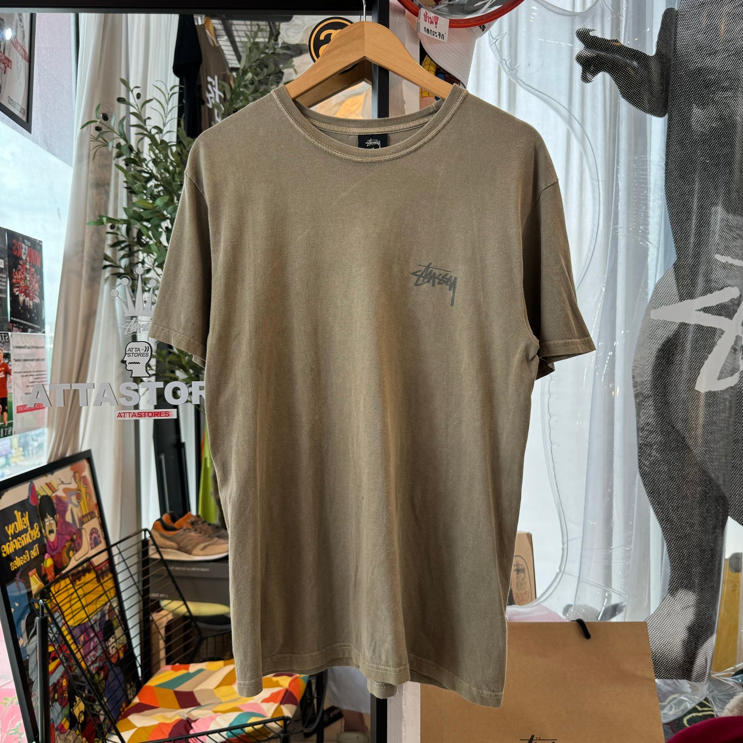 Stussy 8-Ball 00's Pigment-dyed T-shirt