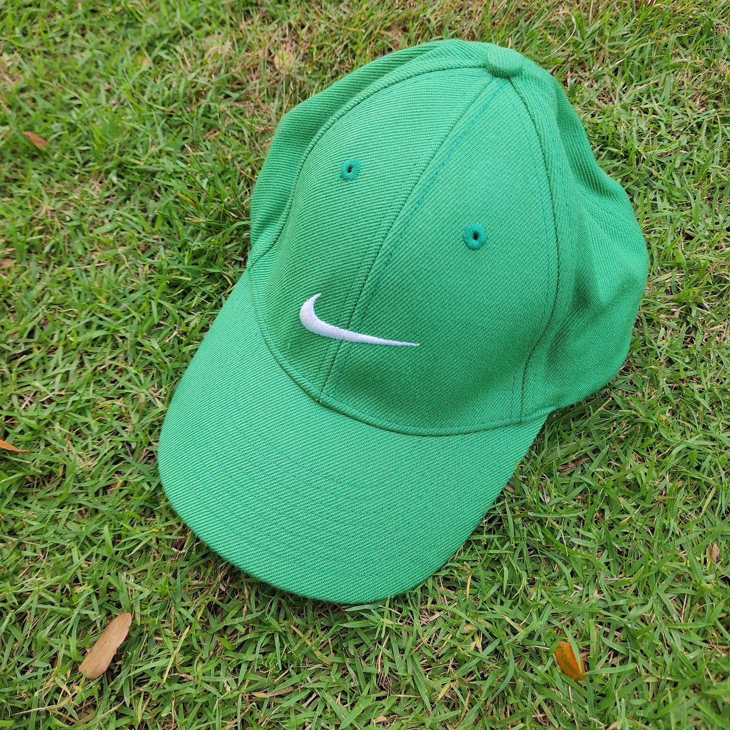 Nike Miniswoosh Embroidered 00's Green 5-panel cap