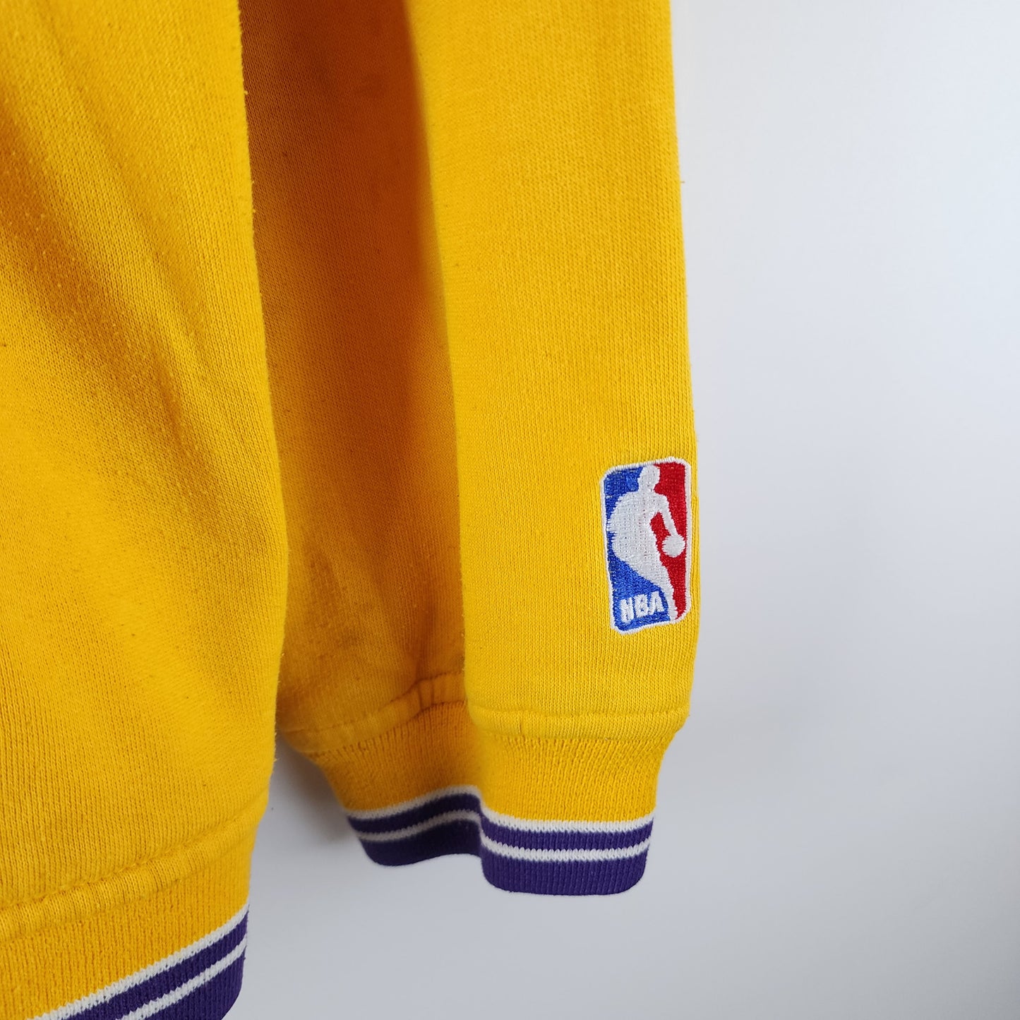 Vintage Nike Team 00's x LA Lakers NBA team Yellow Pullover