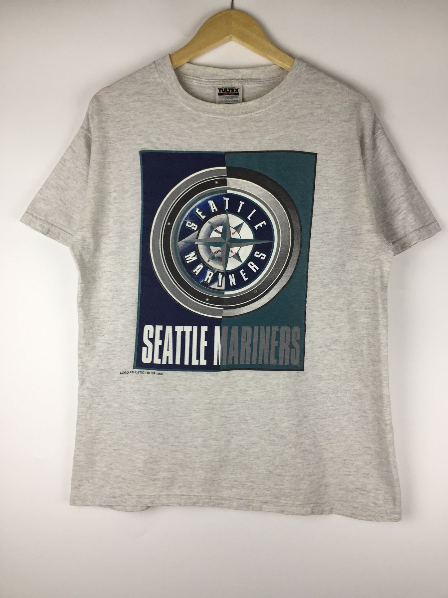 Vintage Seattle Mariners MLB team 1999 T-shirt