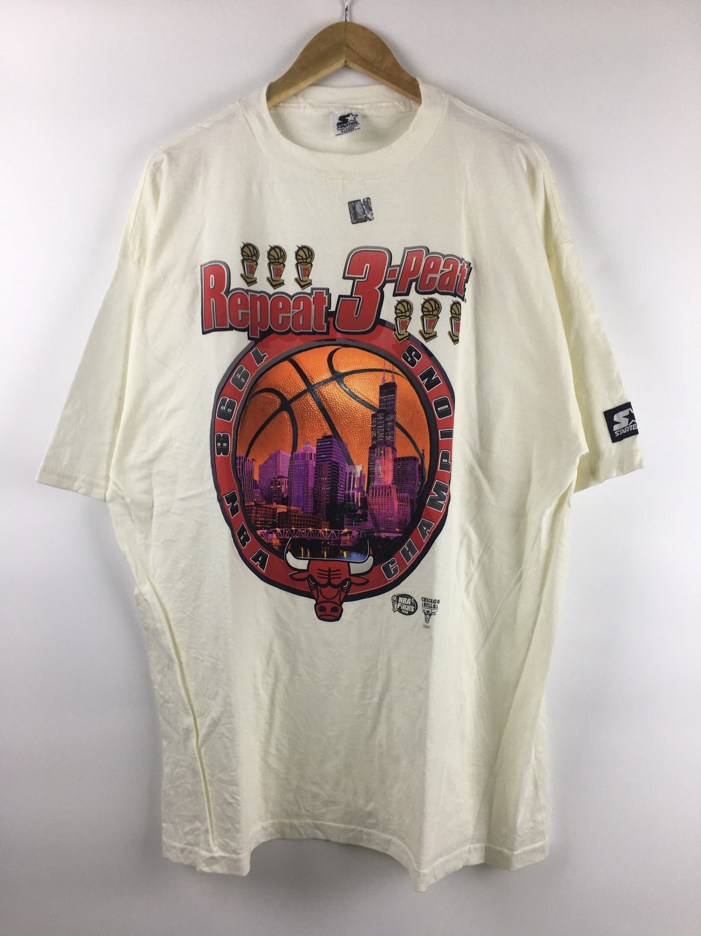 Vintage Chicago Bulls Repeat 3-Peat Starter T-Shirt Sz XL