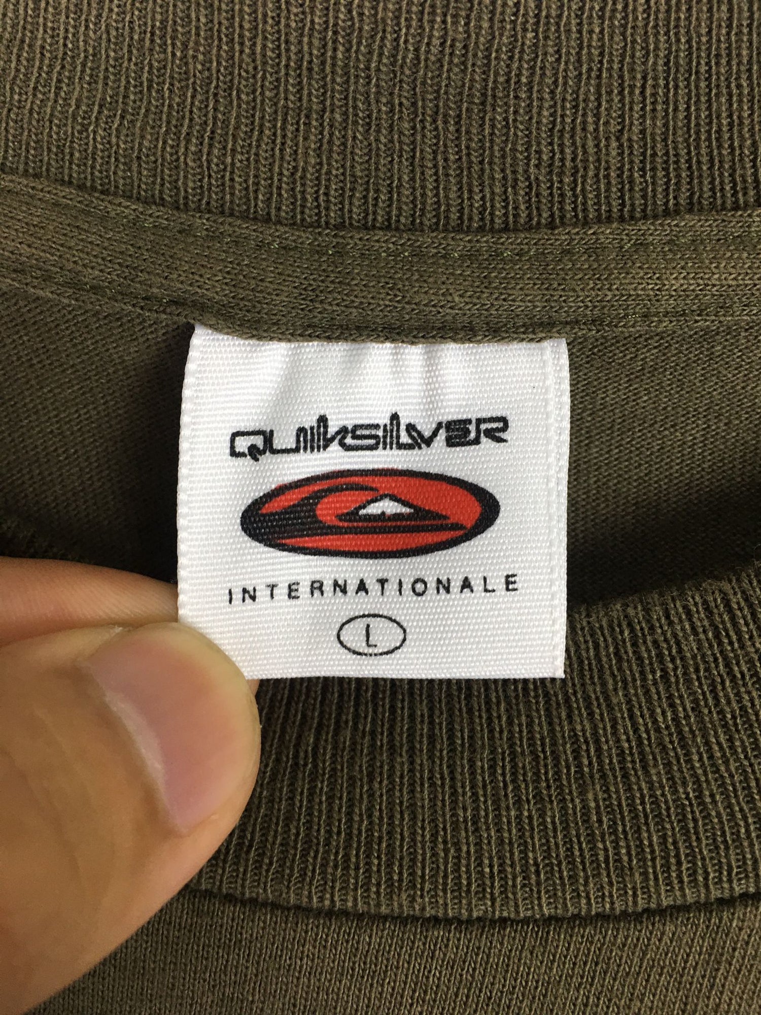 Vintage Quiksilver 90's Surfboard Dark Green T-shirt – ATTASTORES