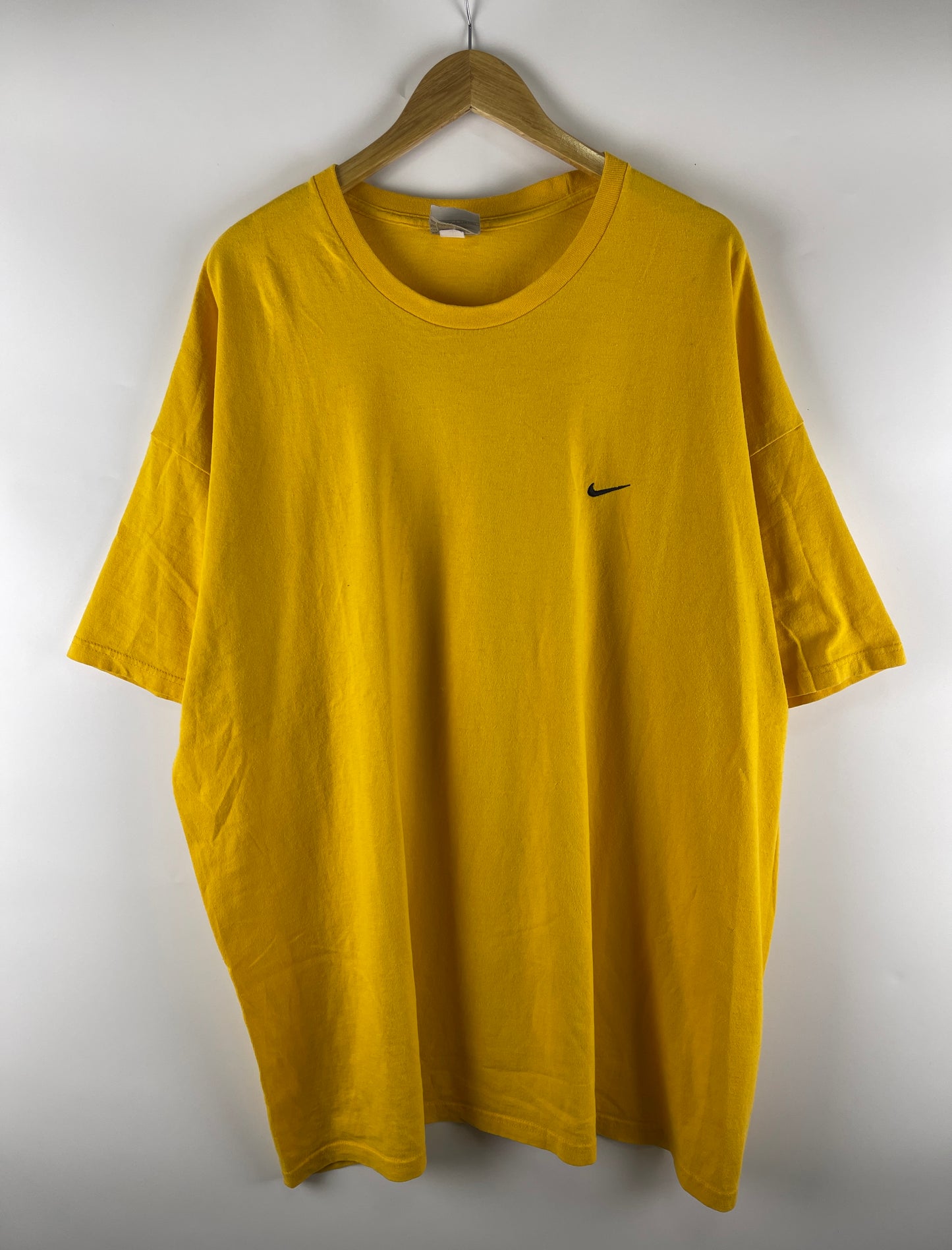 Vintage Nike 00's Miniswoosh essential T-shirt