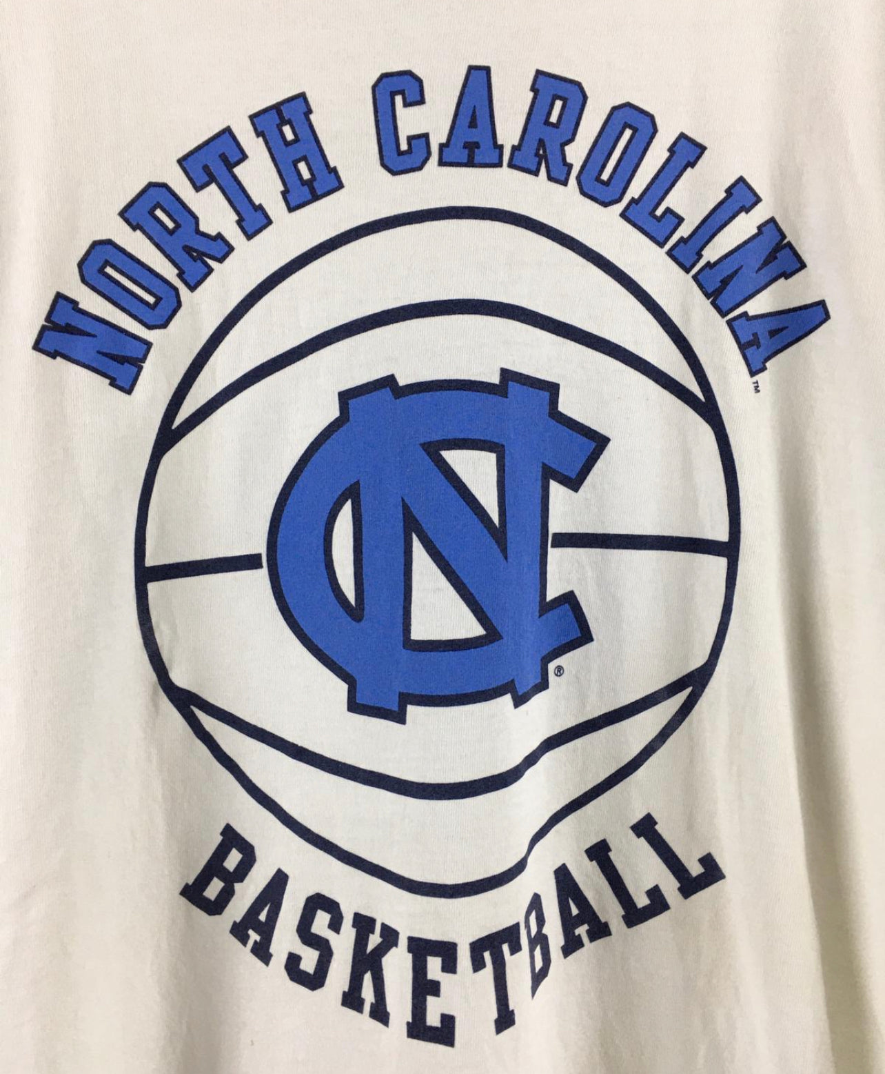 Vintage Nike Team 90's North Carolina Basketball T-shirt