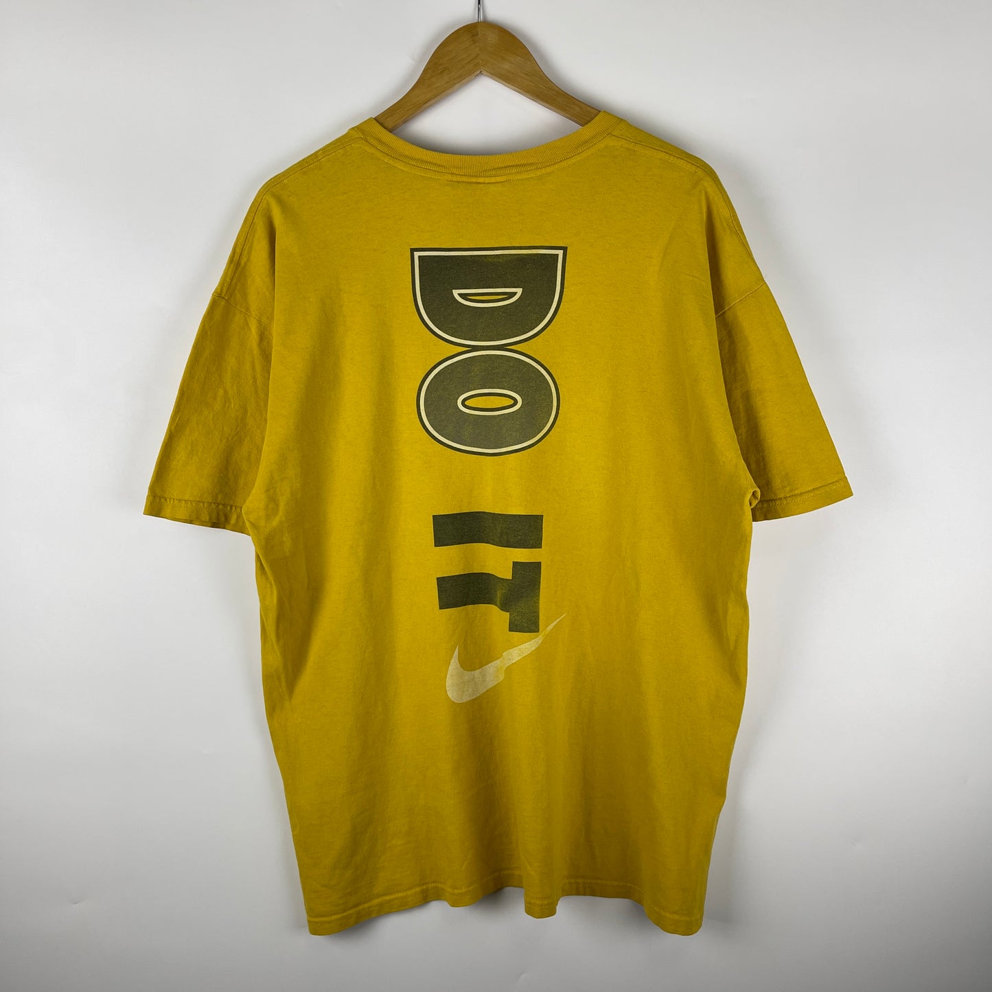 Vintage Nike Just Do It 90's made in USA Yellow T-shirt